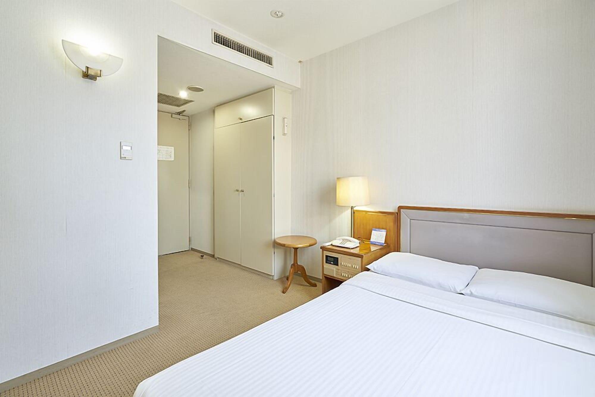 Tetoranze Makuhari Inagekaigan Hotel Chiba Esterno foto