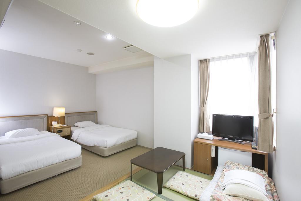 Tetoranze Makuhari Inagekaigan Hotel Chiba Esterno foto