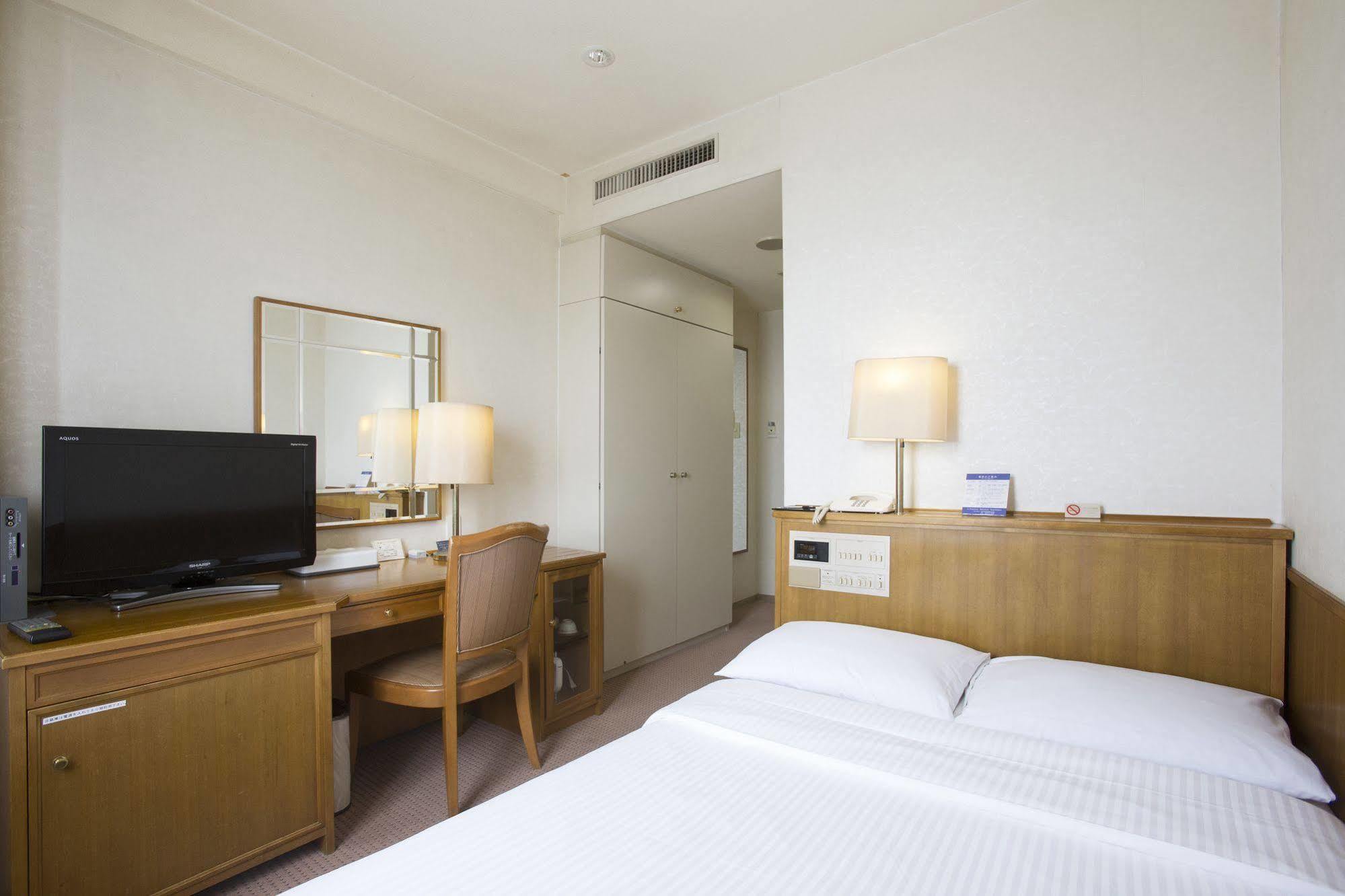 Tetoranze Makuhari Inagekaigan Hotel Chiba Esterno foto